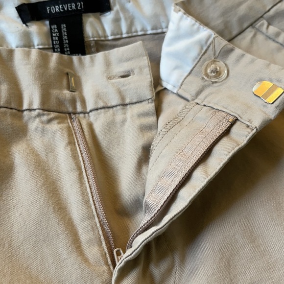 Forever 21 Capri - Picture 3 of 3